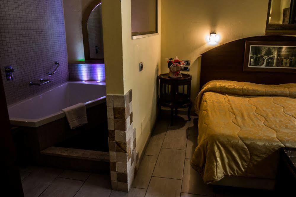 Vogue Hotel Arezzo Esterno foto