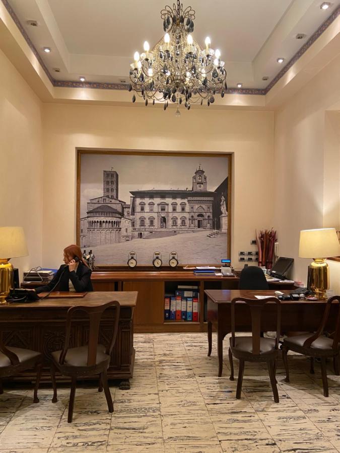 Vogue Hotel Arezzo Esterno foto