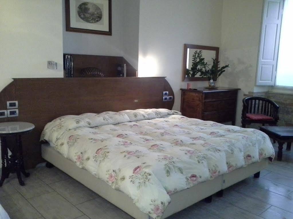 Vogue Hotel Arezzo Esterno foto